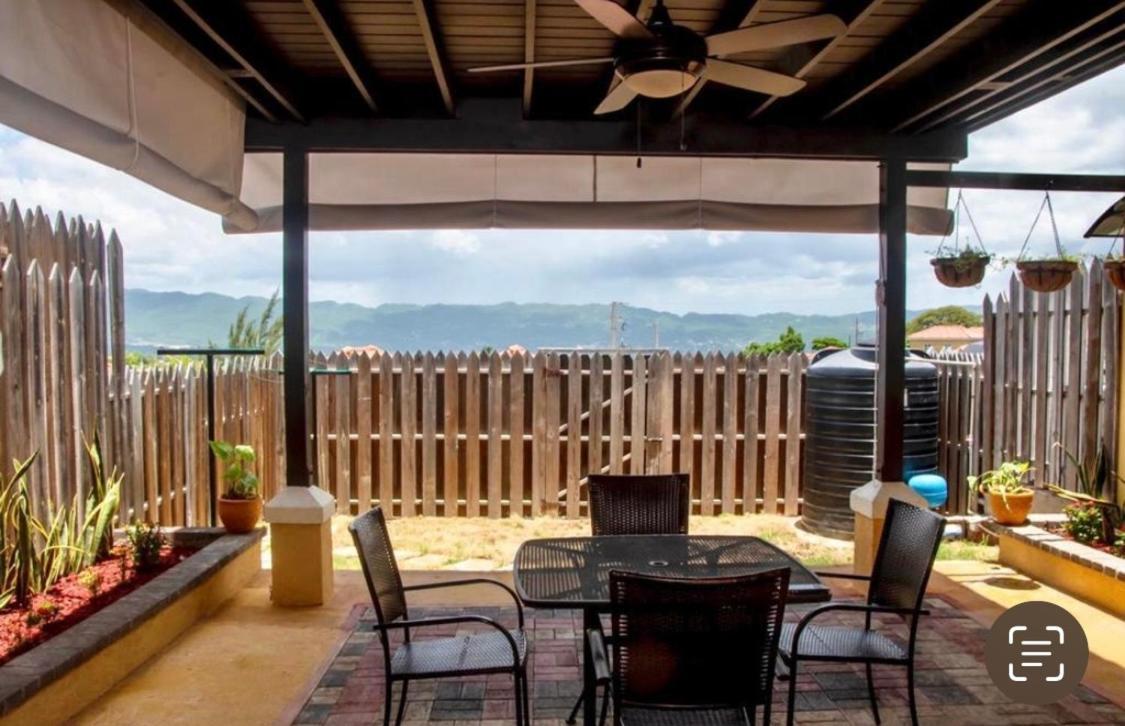 Apartamento Vacation Getaway In Mango Walk Country Club Montego Bay Exterior foto